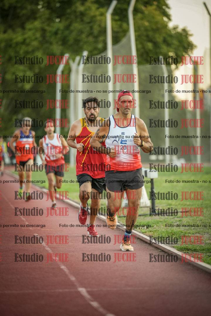 Fotos de los 3000 m llanos de varones