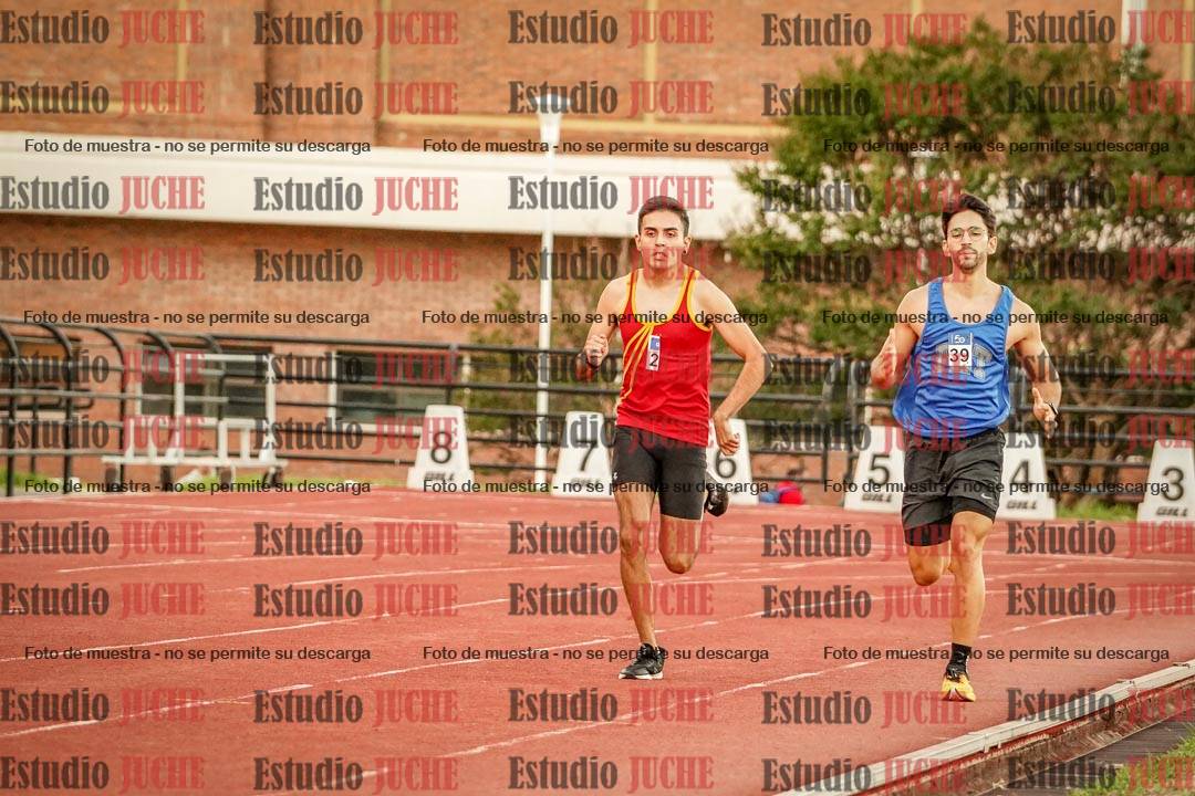 Fotos de los 3000 m llanos de varones