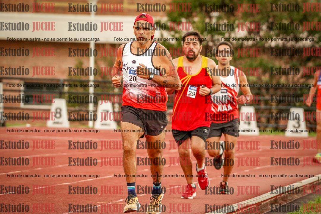 Fotos de los 3000 m llanos de varones
