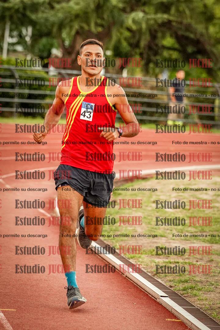 Fotos de los 3000 m llanos de varones