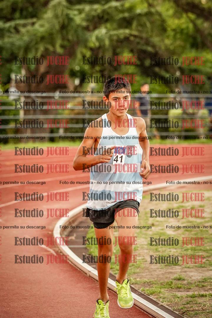 Fotos de los 3000 m llanos de varones