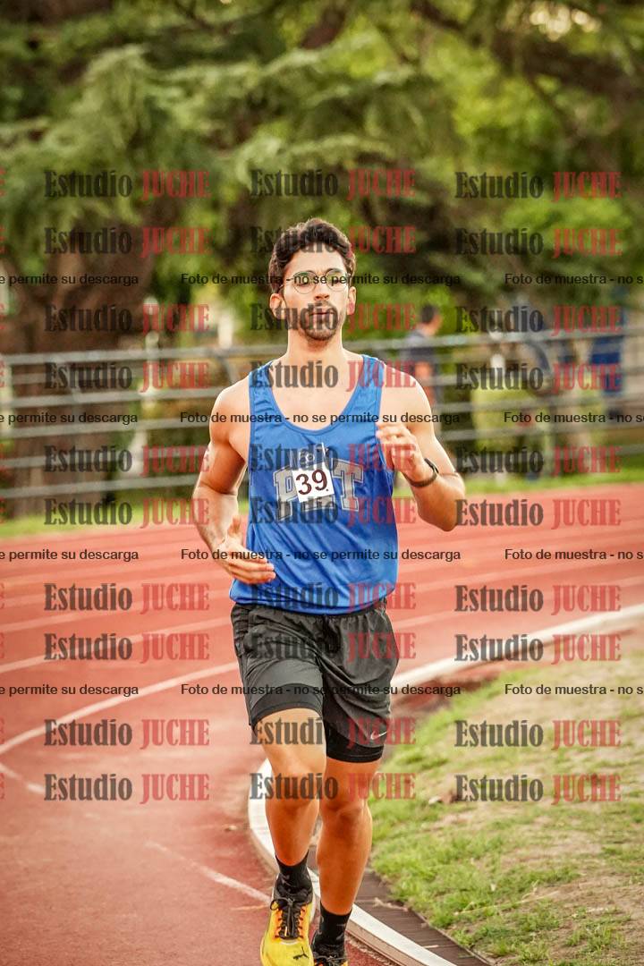 Fotos de los 3000 m llanos de varones