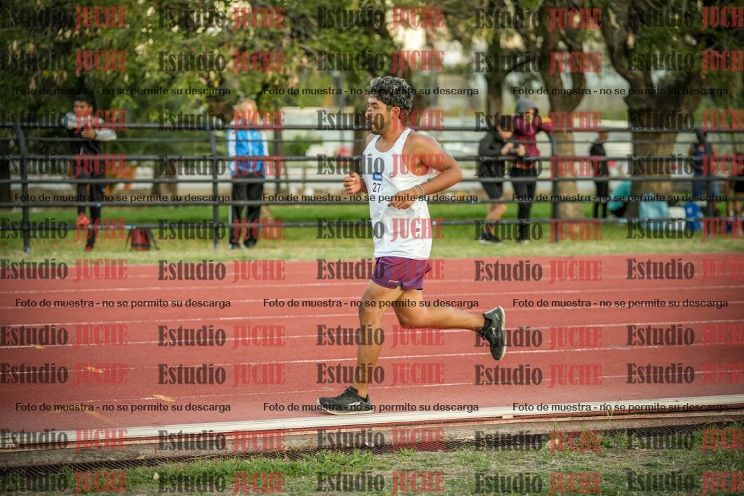 Fotos de los 3000 m llanos de varones