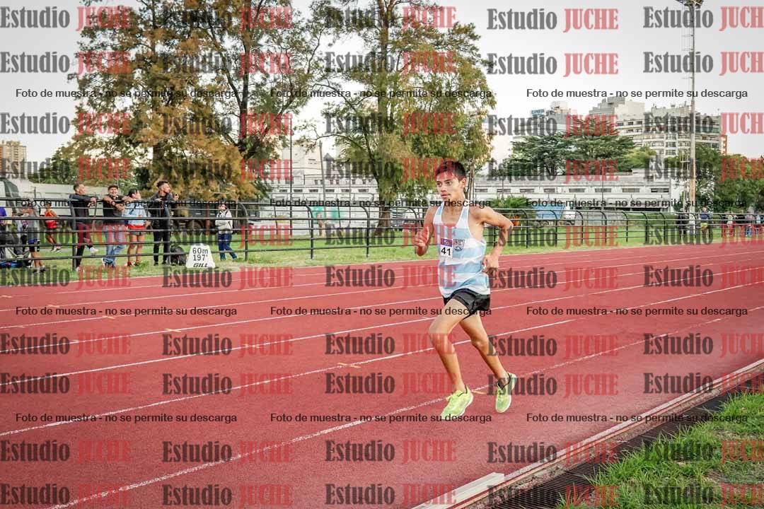Fotos de los 3000 m llanos de varones