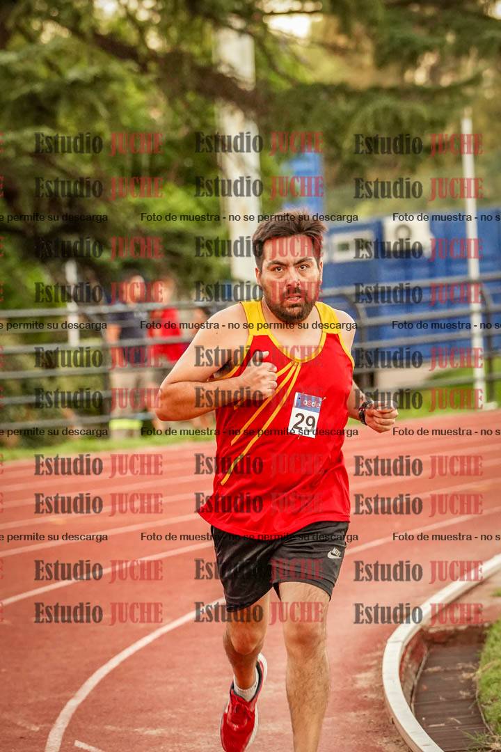 Fotos de los 3000 m llanos de varones