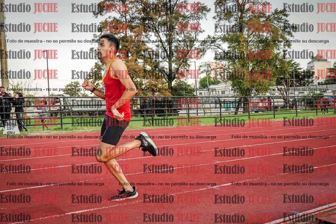 Fotos de los 3000 m llanos de varones