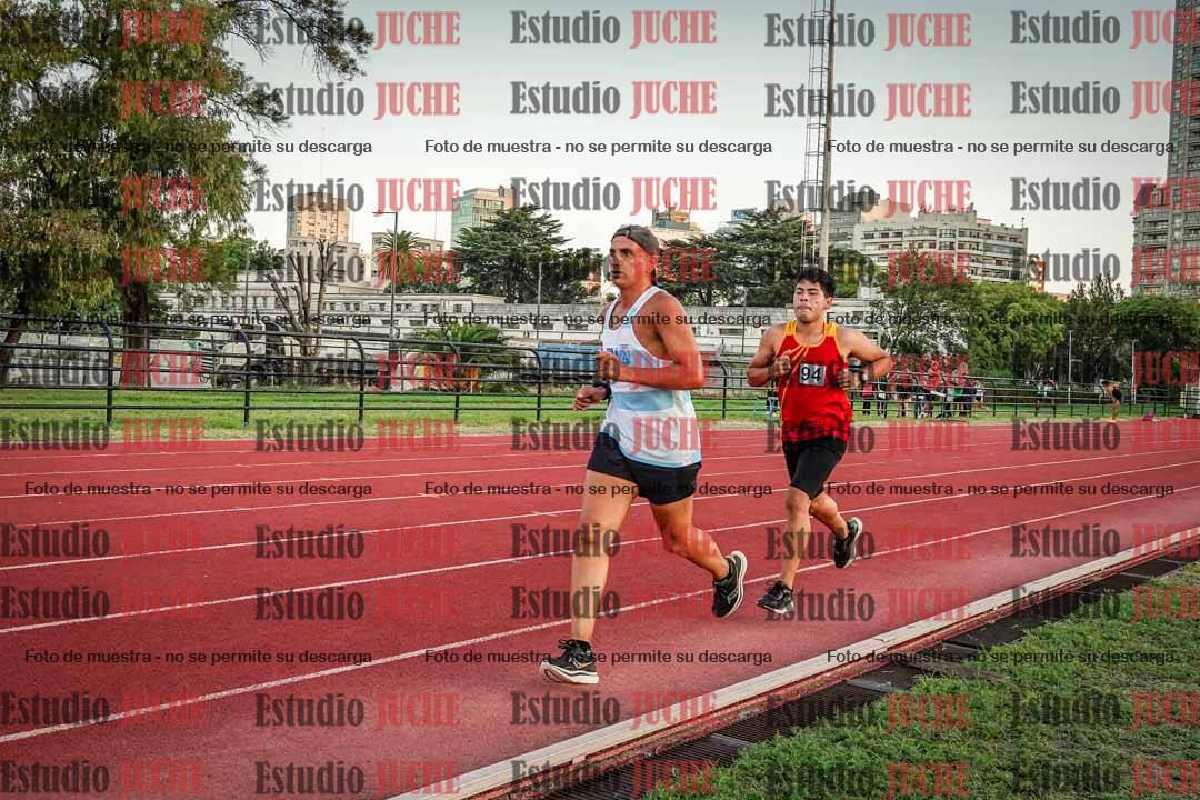 Fotos de los 3000 m llanos de varones