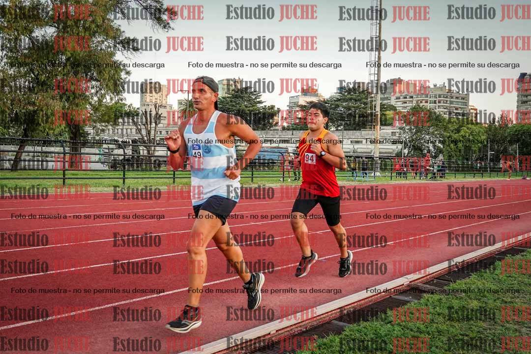 Fotos de los 3000 m llanos de varones