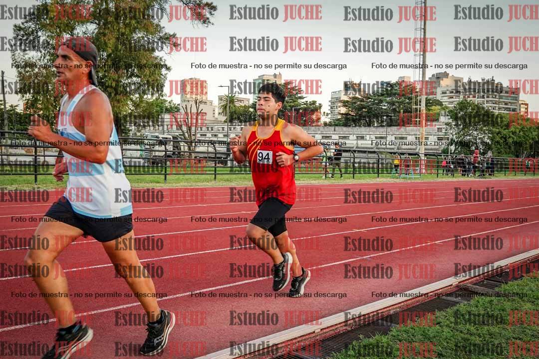 Fotos de los 3000 m llanos de varones