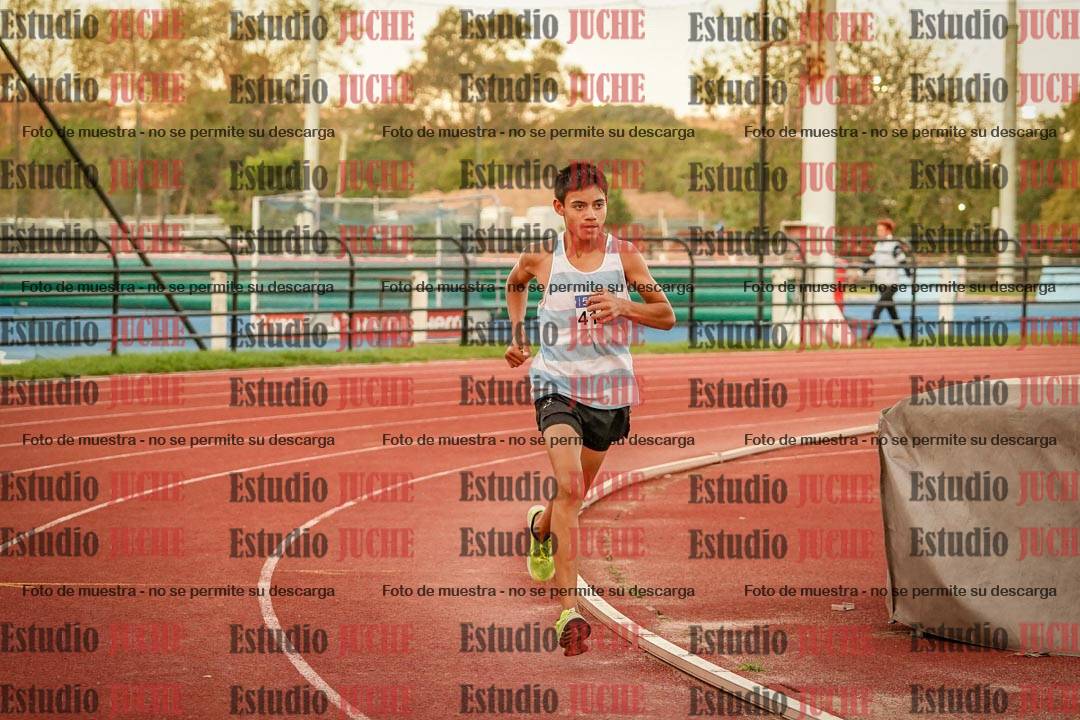 Fotos de los 3000 m llanos de varones