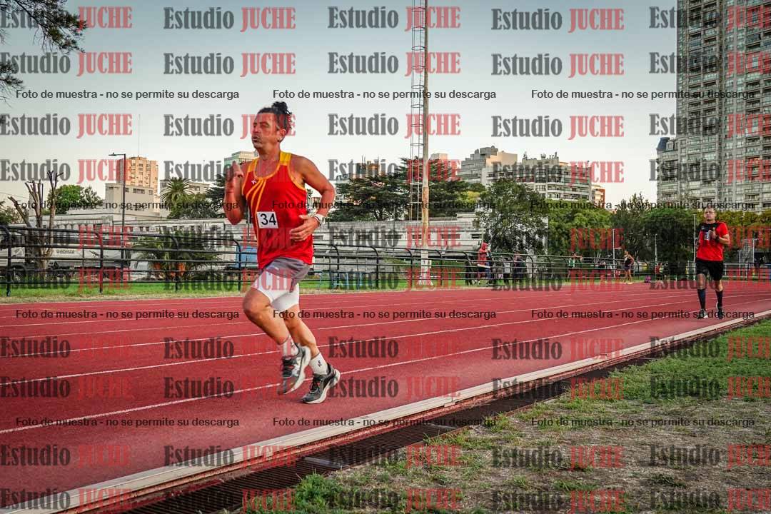 Fotos de los 3000 m llanos de varones