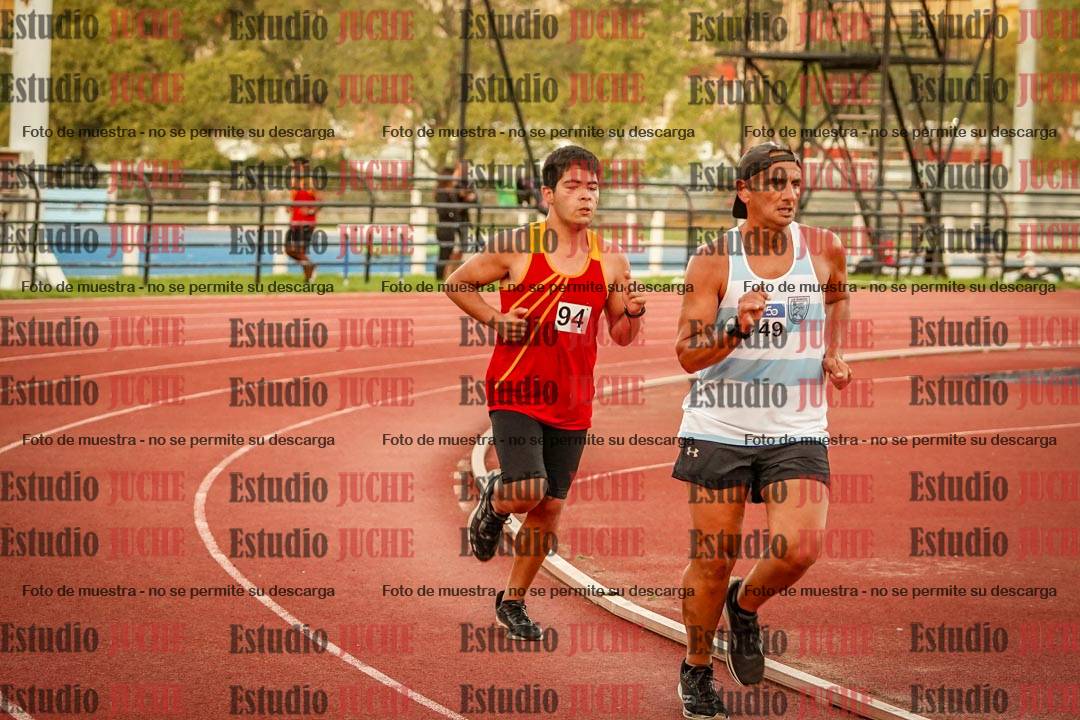 Fotos de los 3000 m llanos de varones