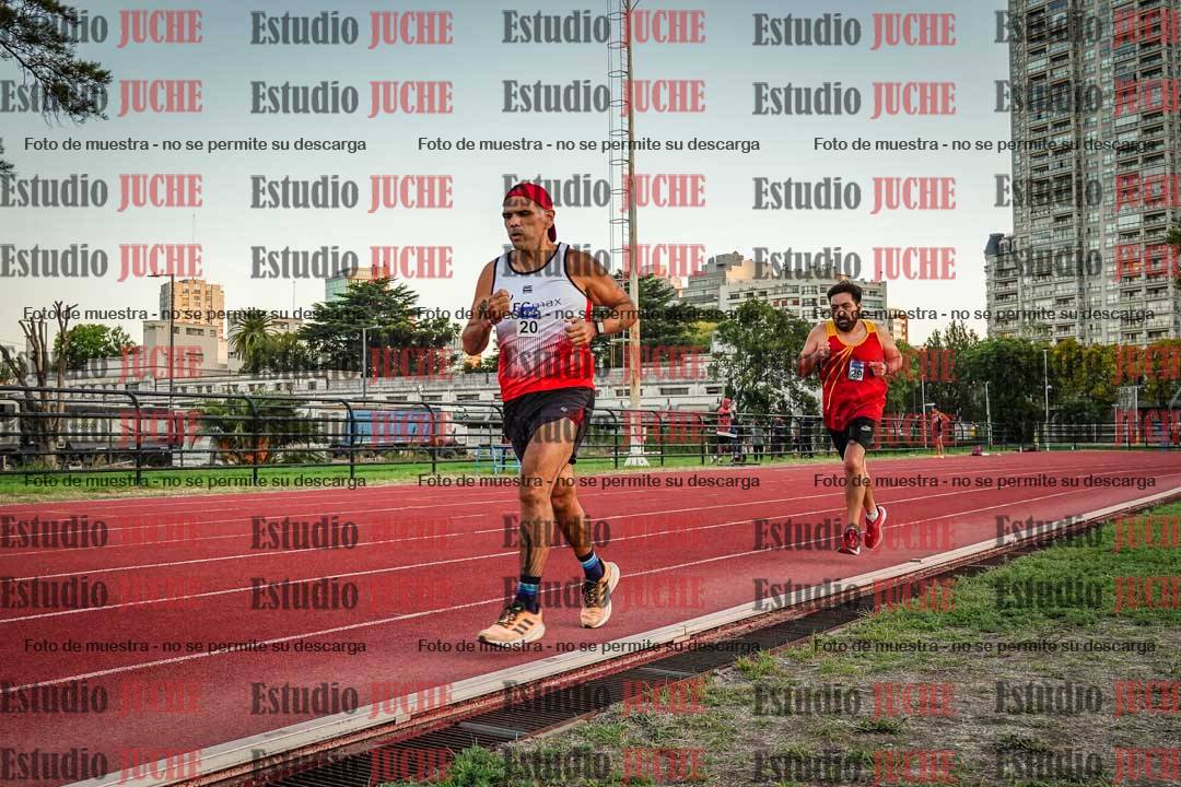 Fotos de los 3000 m llanos de varones