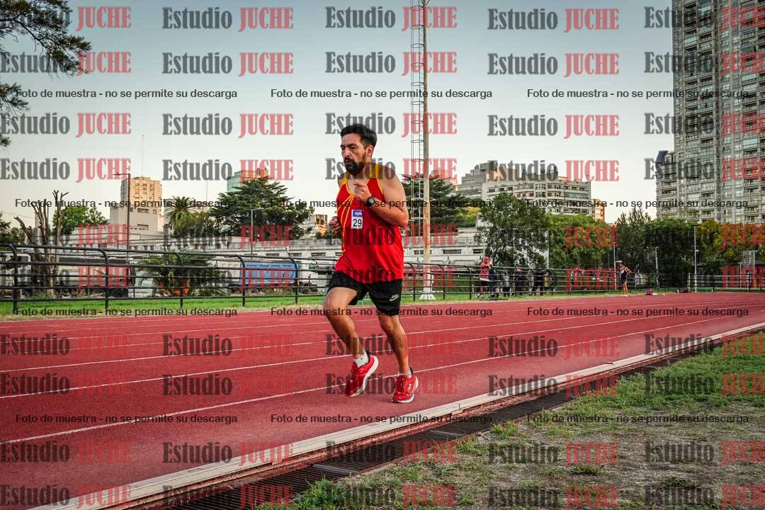 Fotos de los 3000 m llanos de varones
