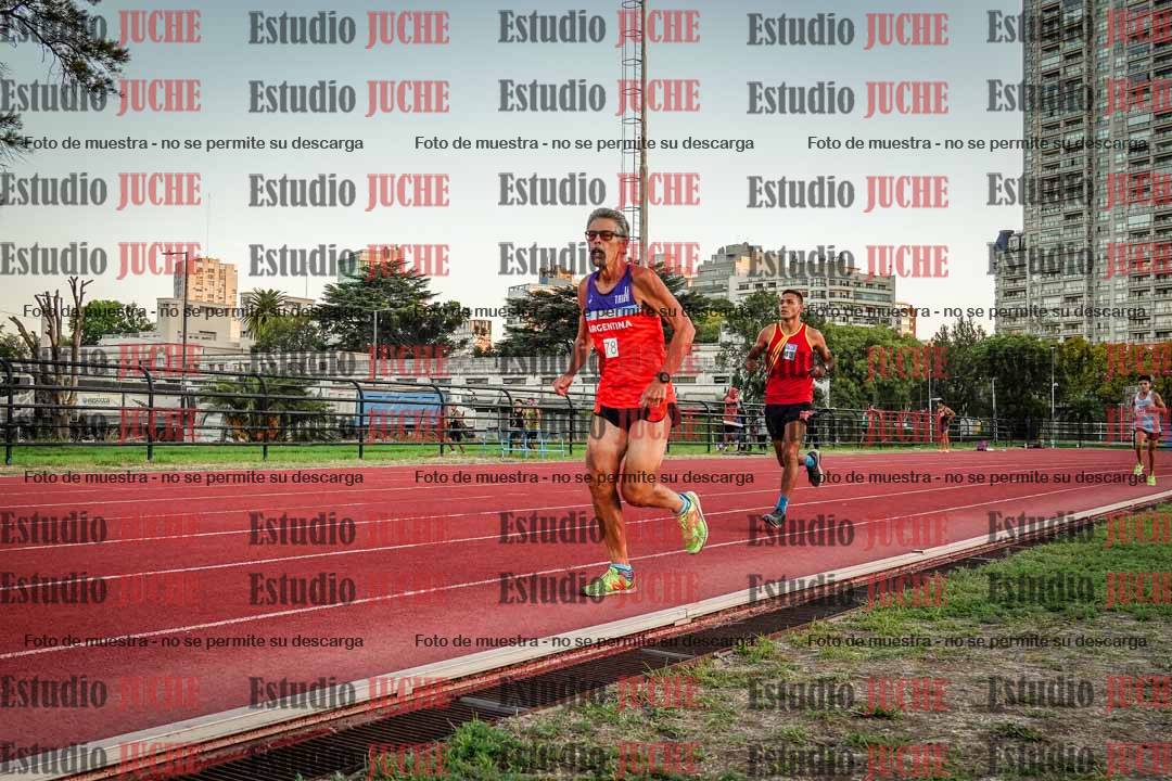 Fotos de los 3000 m llanos de varones