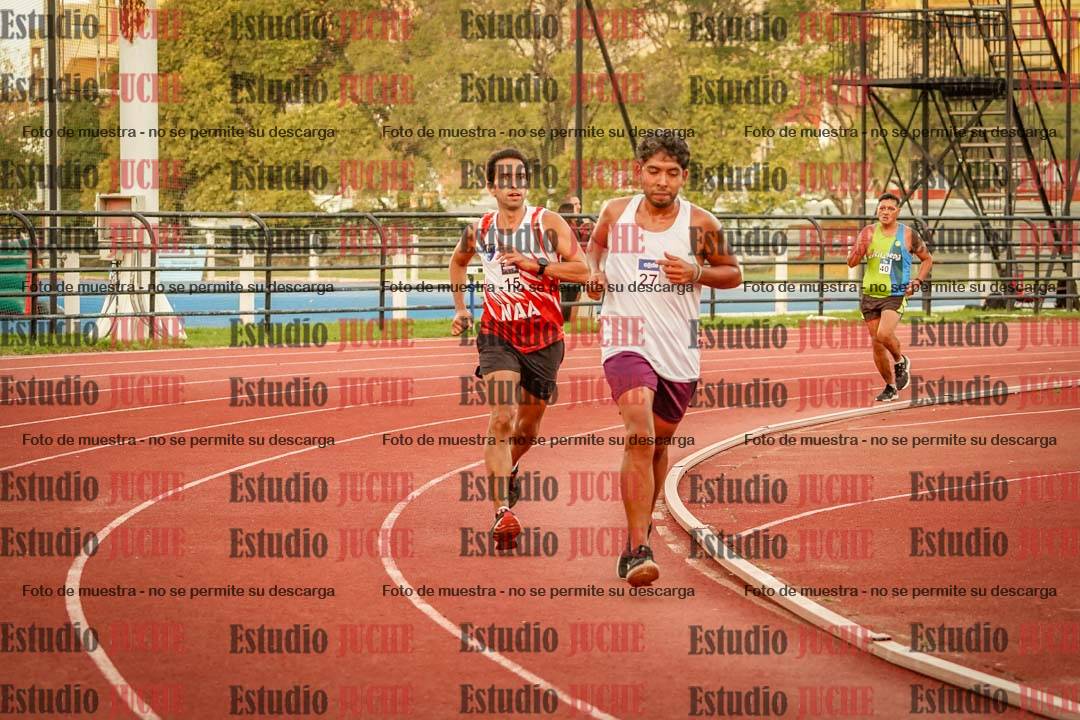 Fotos de los 3000 m llanos de varones