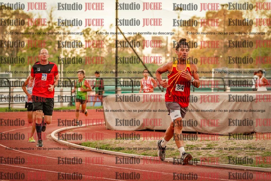 Fotos de los 3000 m llanos de varones