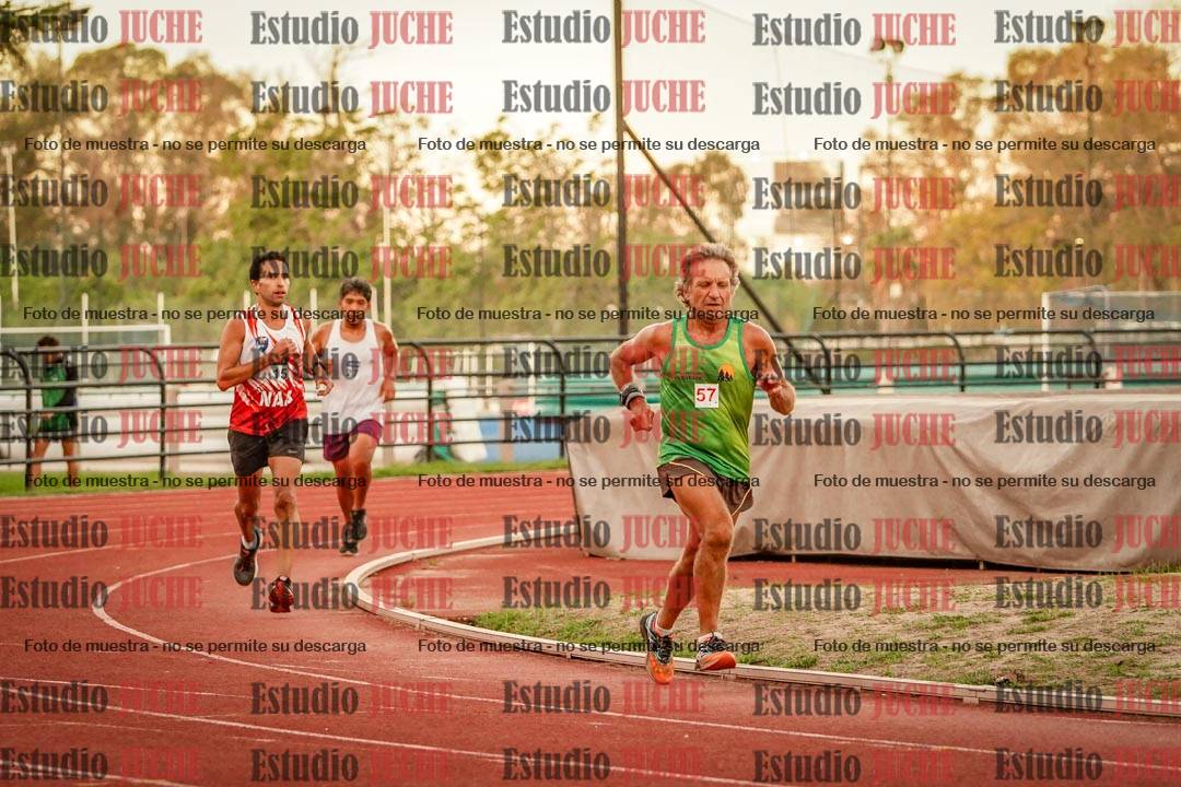 Fotos de los 3000 m llanos de varones