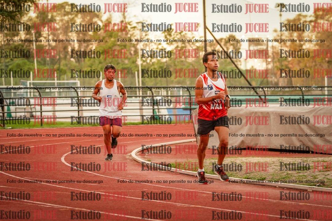 Fotos de los 3000 m llanos de varones
