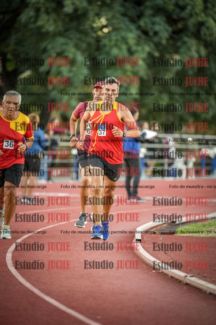 Fotos de los 3000 m llanos de varones