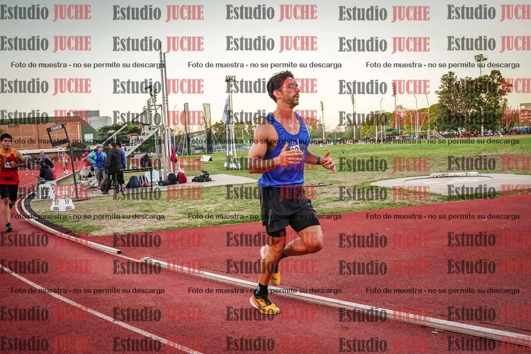 Fotos de los 3000 m llanos de varones