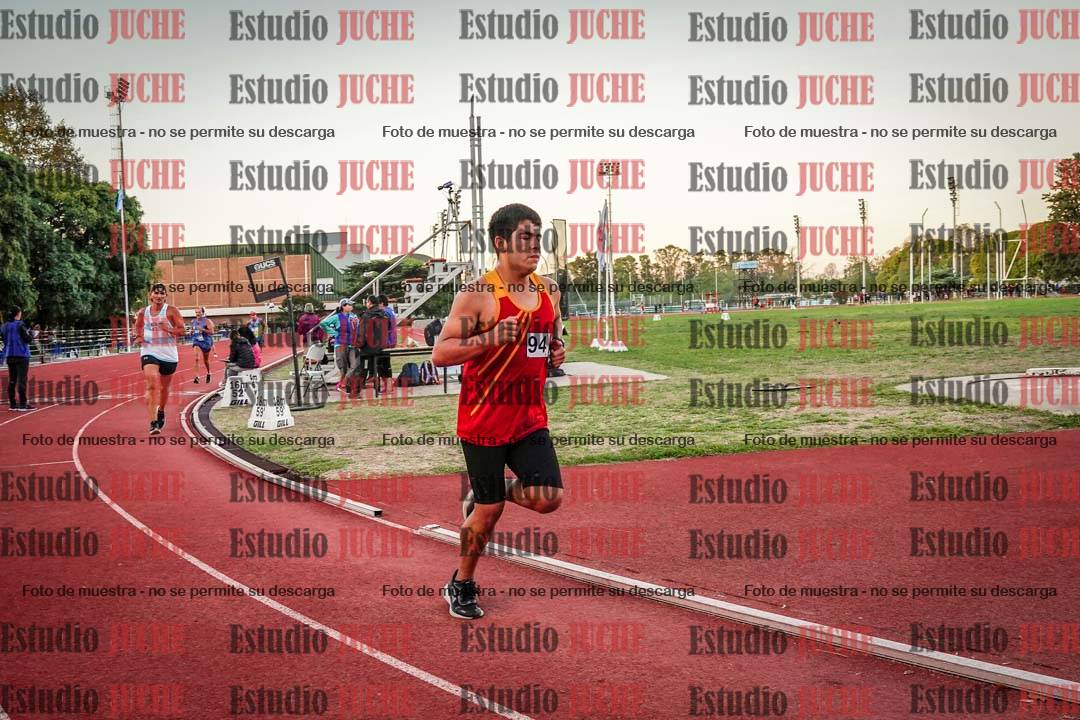 Fotos de los 3000 m llanos de varones