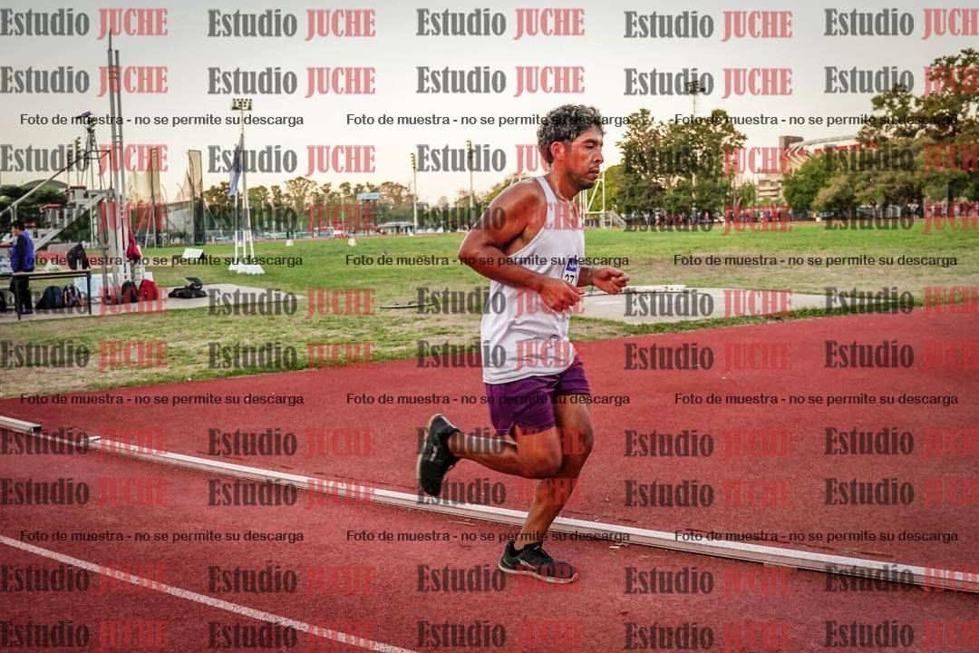 Fotos de los 3000 m llanos de varones