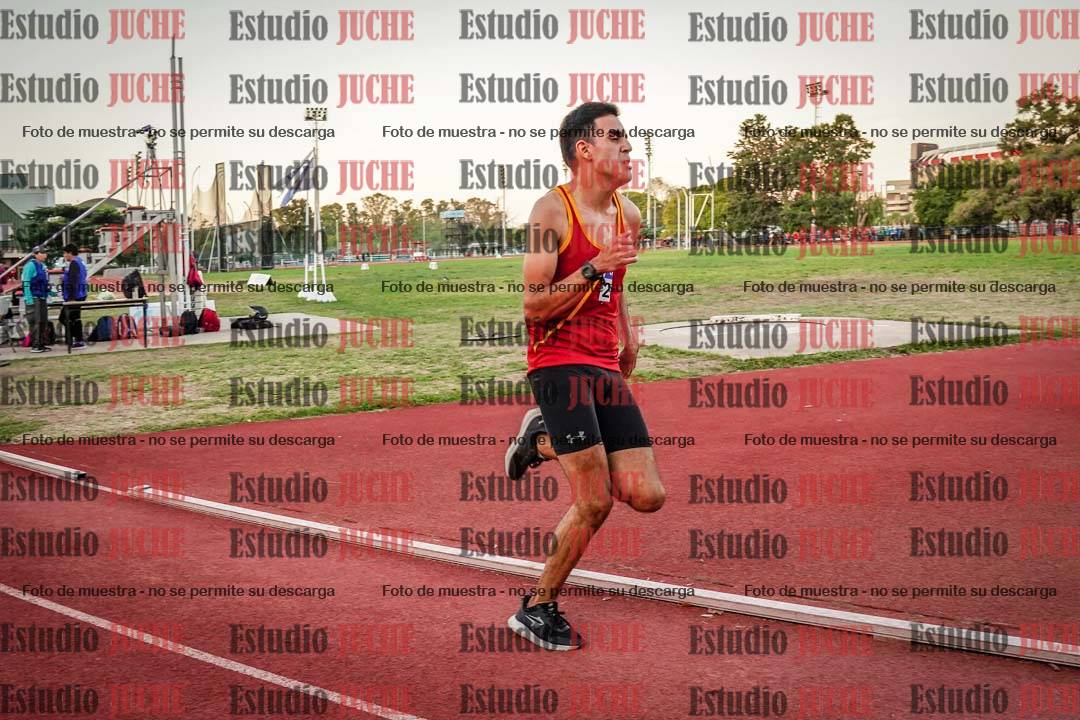 Fotos de los 3000 m llanos de varones