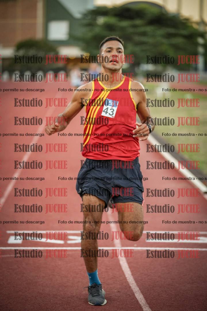 Fotos de los 3000 m llanos de varones