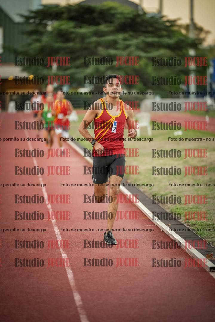 Fotos de los 3000 m llanos de varones
