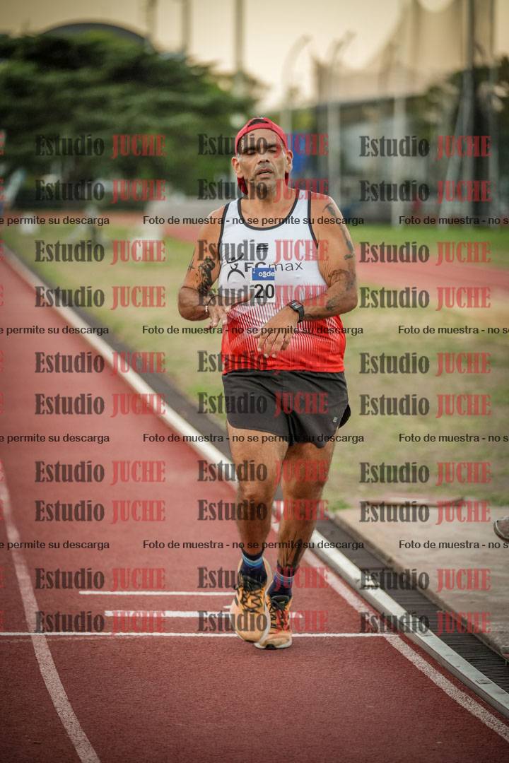 Fotos de los 3000 m llanos de varones