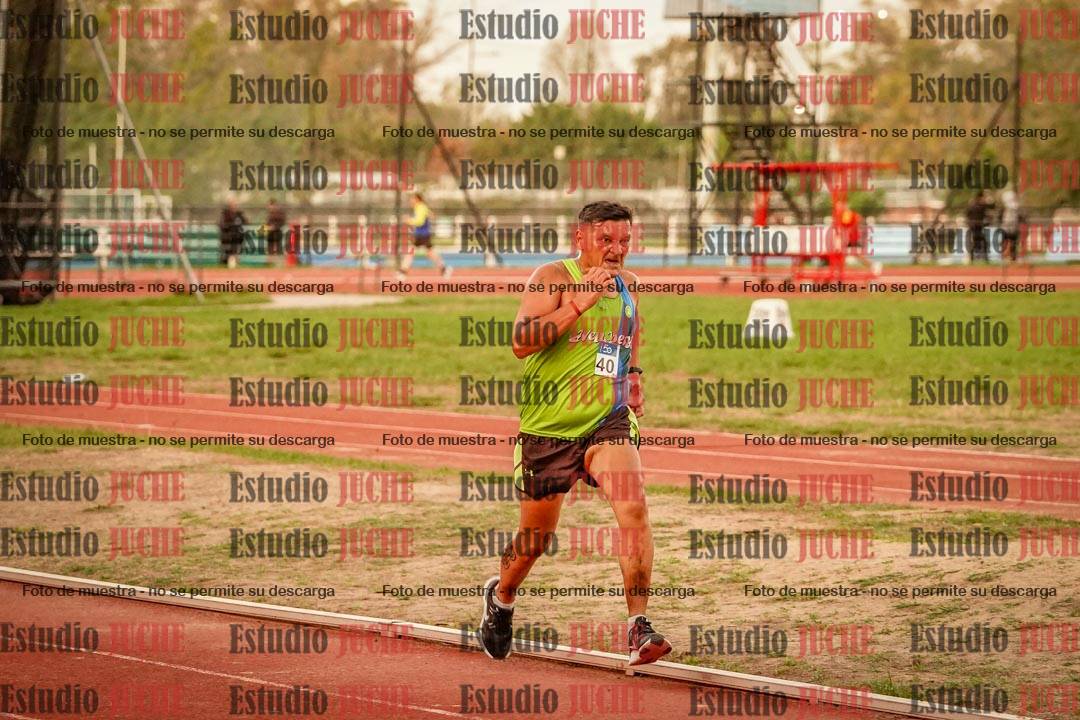 Fotos de los 3000 m llanos de varones